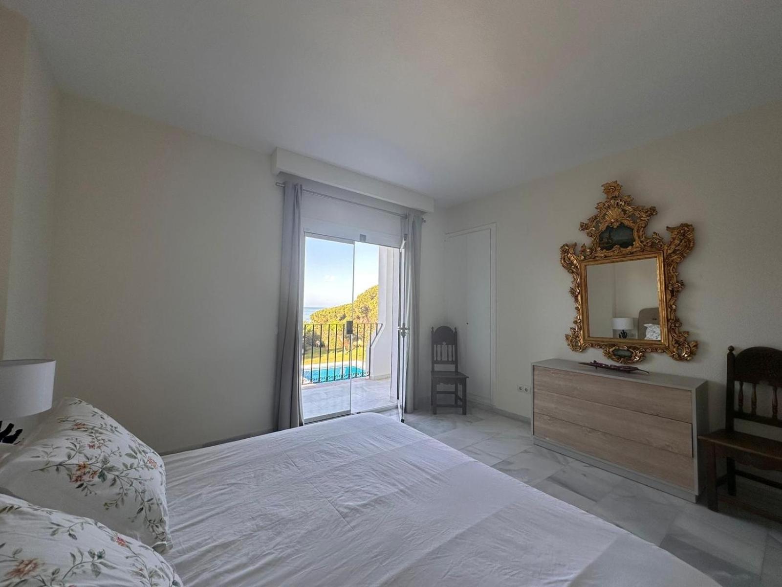 Cabopino N Lägenhet Marbella Exteriör bild